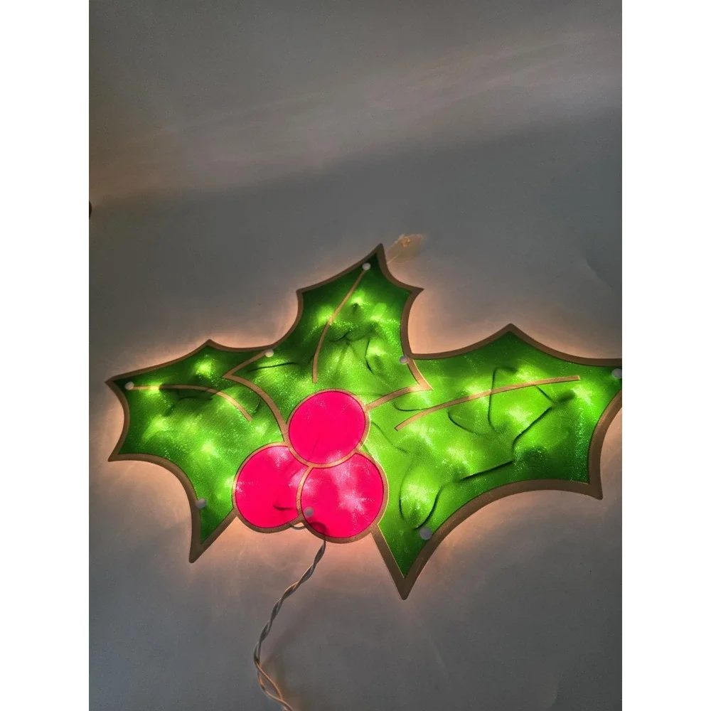 Vtg Holiday Time Lighted Holly Indoor/Outdoor 22
